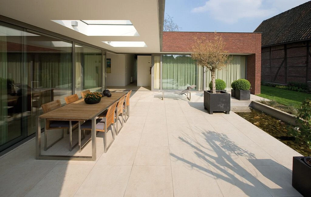 GeoCeramica® Terra 90x90x4cm Midden Grijs