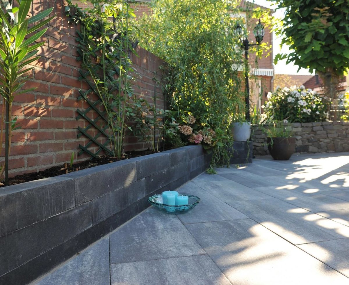 Linia Excellence palissade Nero 60x12cm