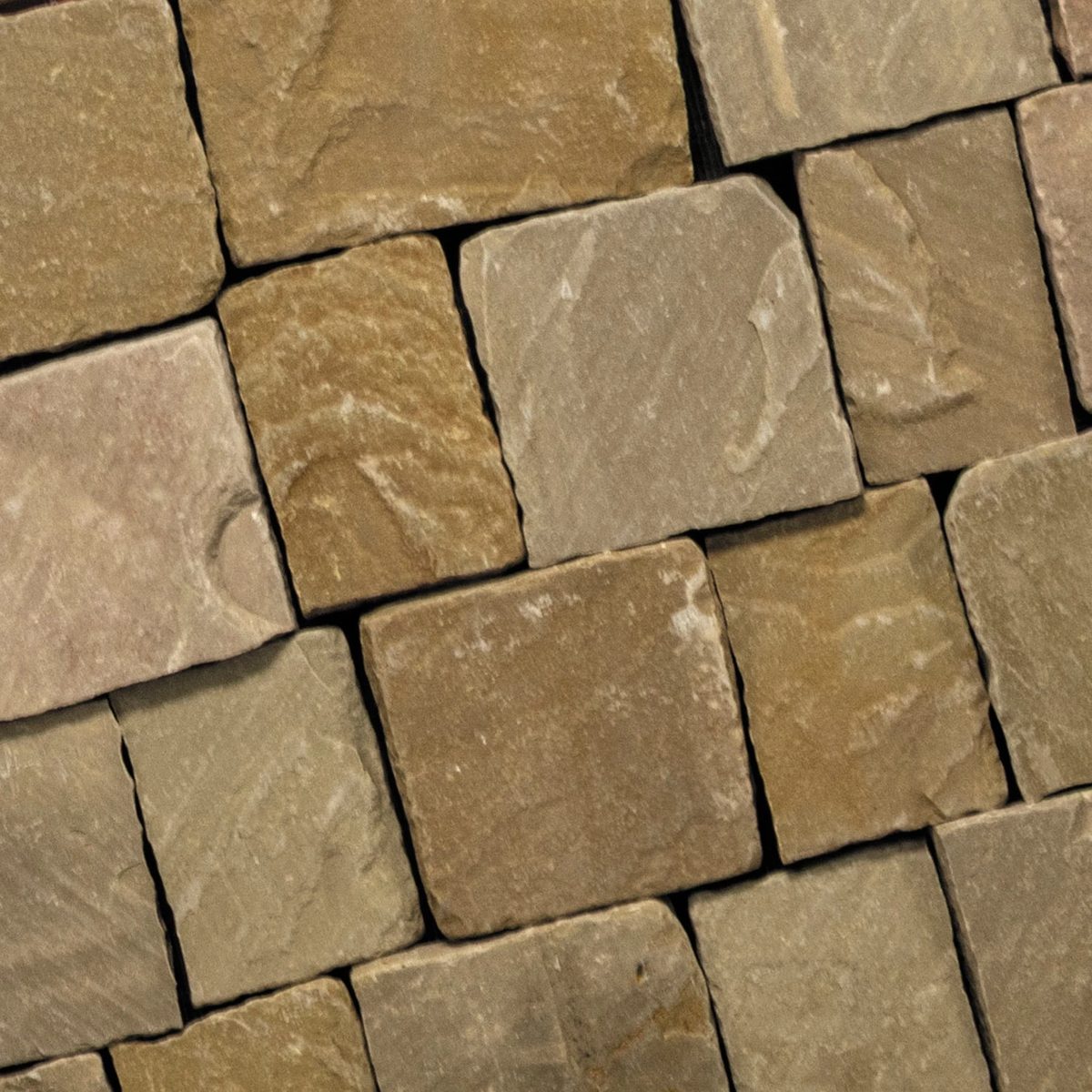 VINTAGE STONE MANOR Basic Antique