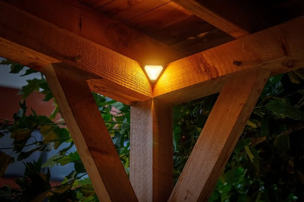 Lightpro Tiga Corner 12V